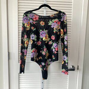 WAYF x Anthropologie Scoop Back Long Sleeve Bodysuit, Black Floral, Size M